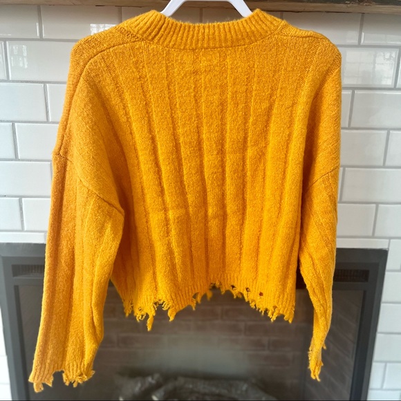 NWOT Double Zero raw hem mustard sweater - Picture 2 of 4